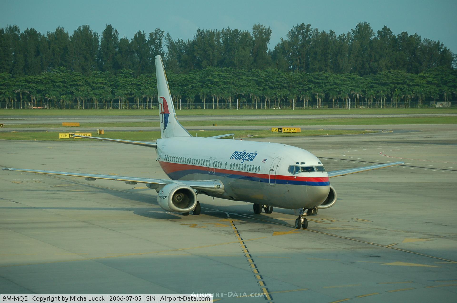 9M-MQE, Boeing 737-4H6 C/N 26462, Just arrived at Changi Airport