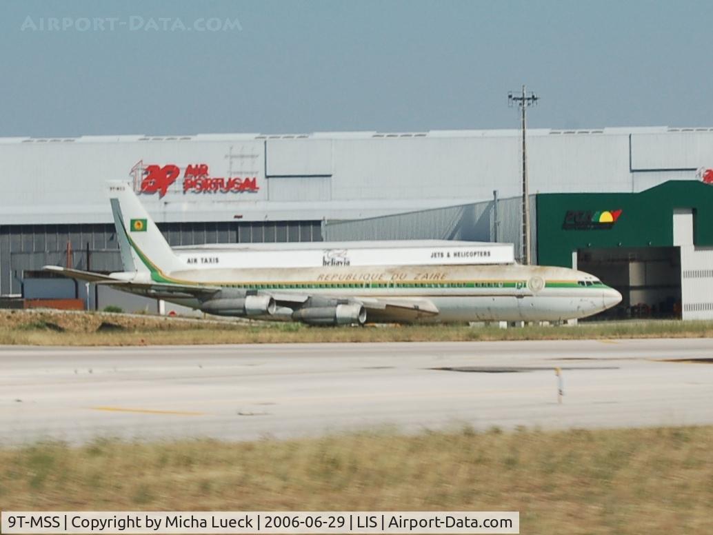 9T-MSS, 1968 Boeing 707-382B C/N 19969, Old B 707 of the Zaire Government, parked at Lisbon airport for a long time (since 1995)