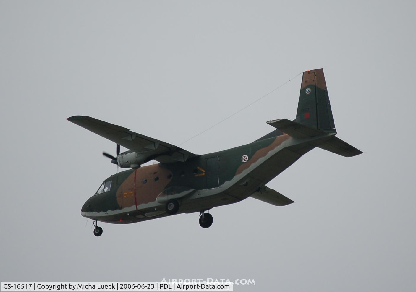 CS-16517, 1976 CASA C-212-100 Aviocar C/N 49, Casa Nurtanio 100 of the Portuguese Air Force, taking off from Ponta Delgada on the Azores