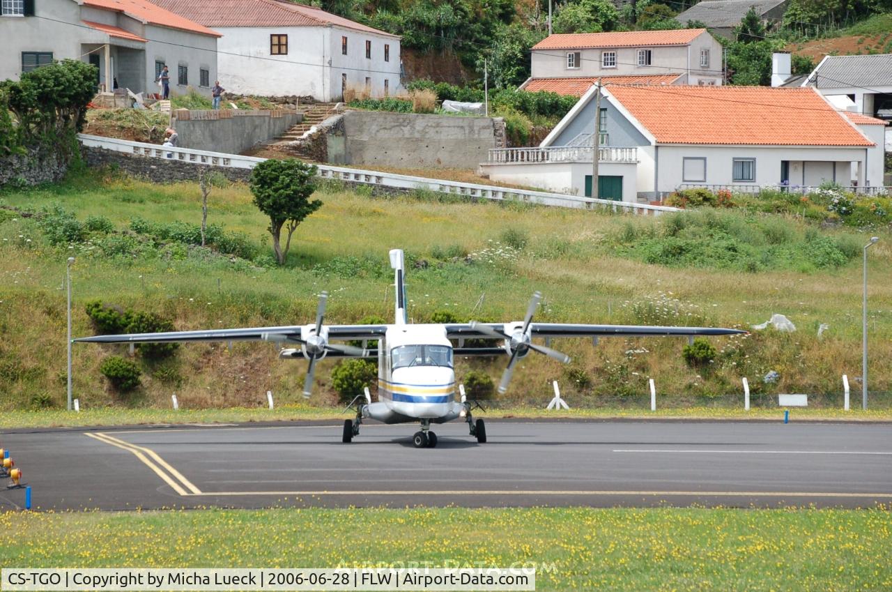 CS-TGO, 1987 Dornier 228-201 C/N 8119, Turning at the end of the runway for the take-off run