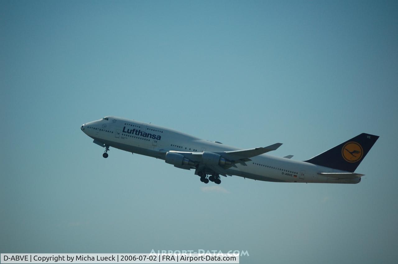 D-ABVE, 1990 Boeing 747-430 C/N 24741, Climbing out of Frankfurt