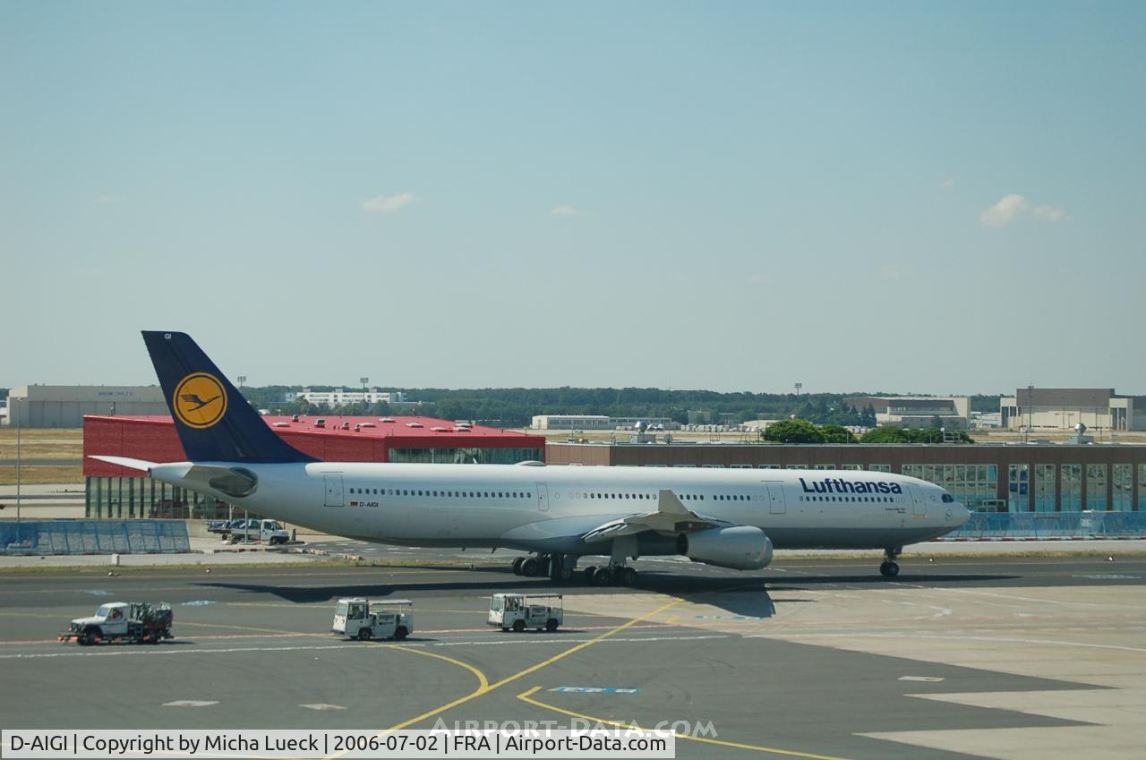 D-AIGI, 1994 Airbus A340-311 C/N 053, Taxiing to the runway for take-off