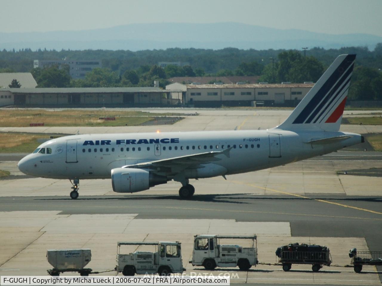 F-GUGH, 2004 Airbus A318-111 C/N 2344, The baby Airbus
