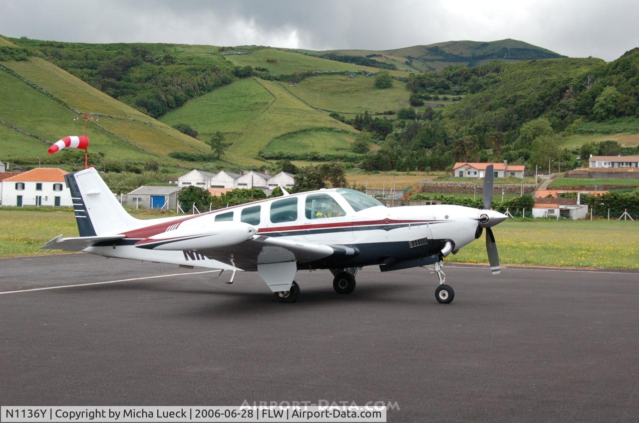 N1136Y, 1996 Raytheon Aircraft Company A36 Bonanza C/N E-3050, A visitor on the Azores