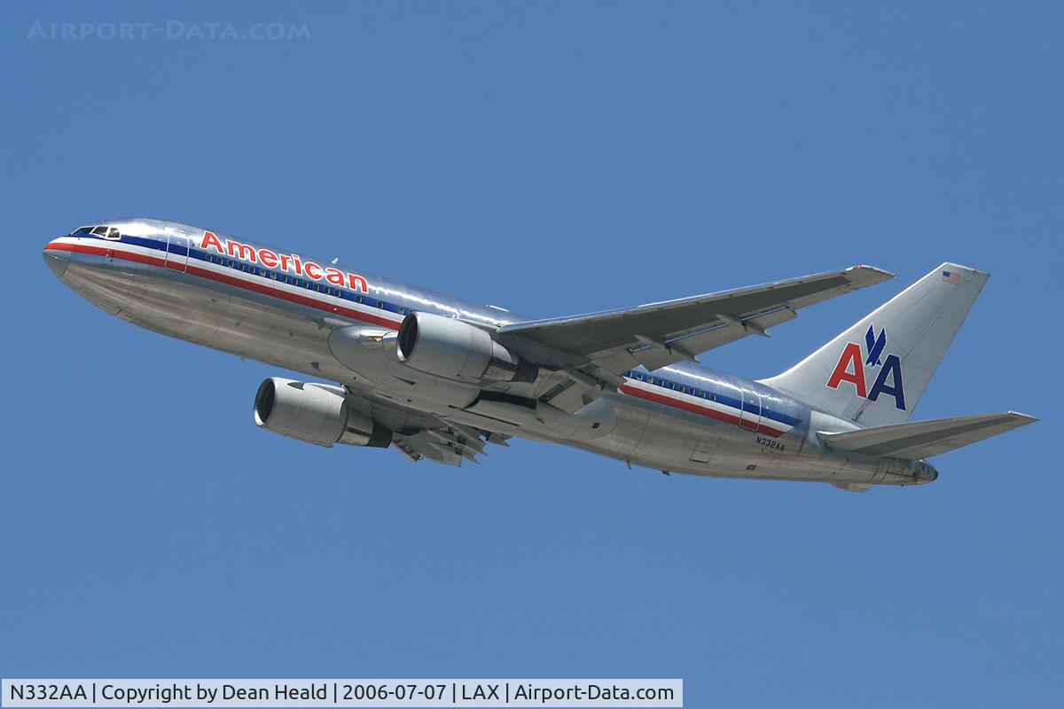 N332AA, 1987 Boeing 767-223 C/N 22331, American Airlines N332AA (FLT AAL4) climbing out from RWY 25R enroute to John F Kennedy Int'l (KJFK).