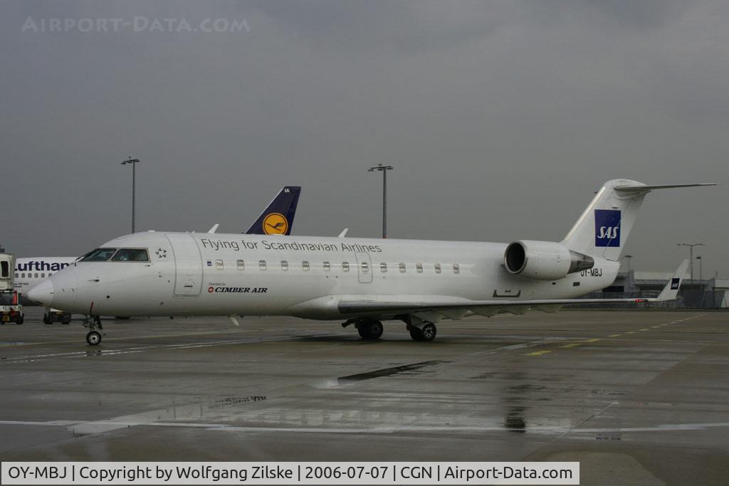 OY-MBJ, 2000 Canadair CRJ-200LR (CL-600-2B19) C/N 7442, visitor