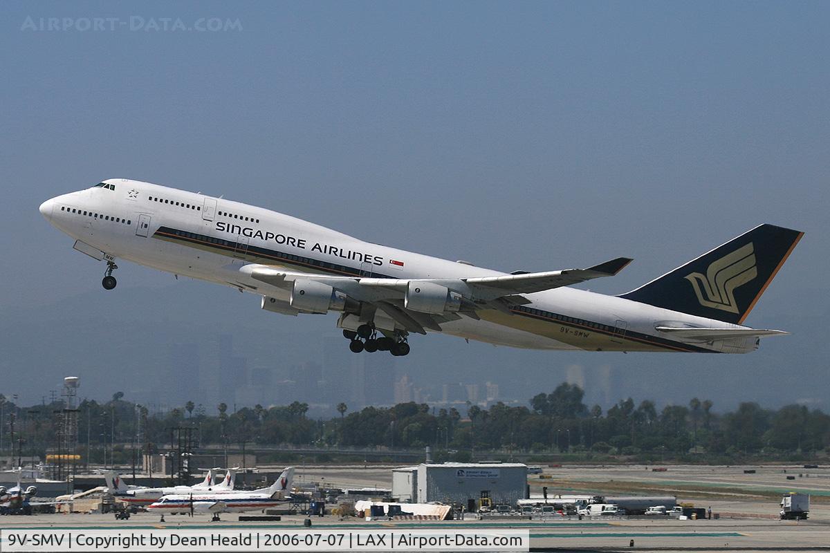 9V-SMV, 1993 Boeing 747-412 C/N 27069, Singapore Airlines 9V-SMV (FLT SIA11) climbing out from RWY 25R enroute to Narita Int'l (RJAA).