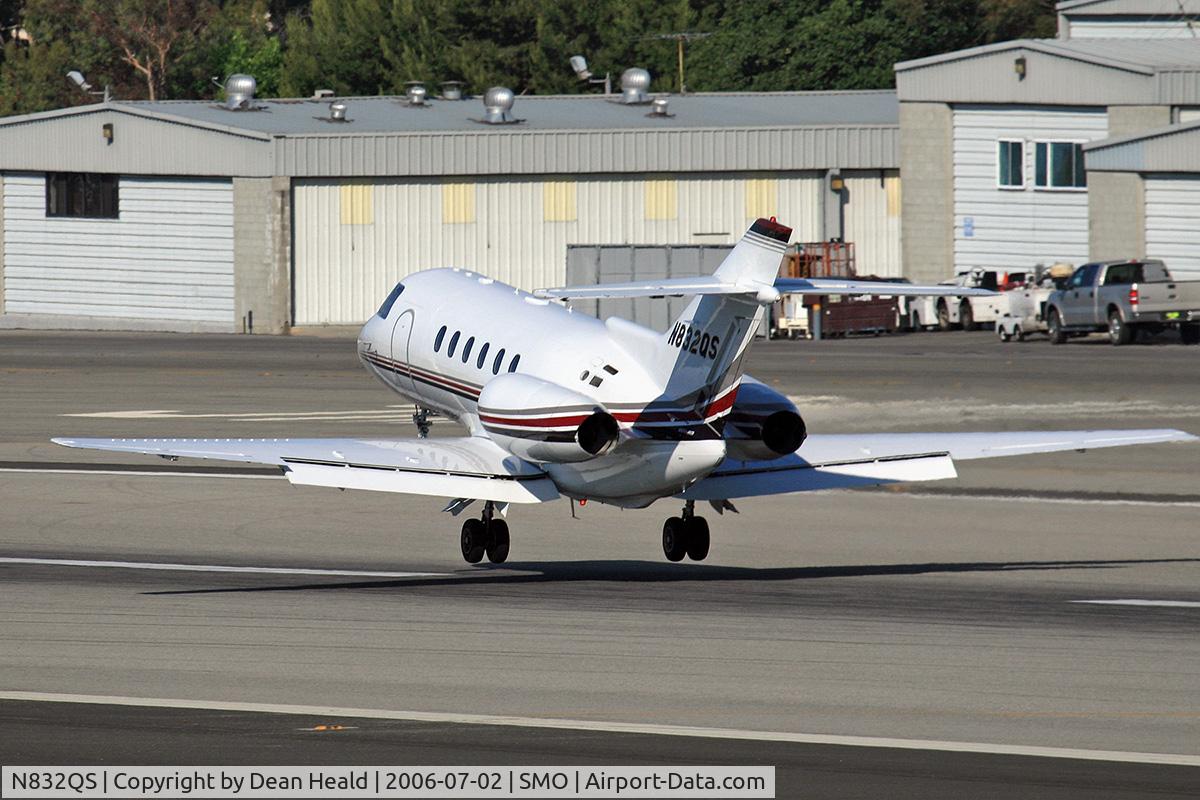 N832QS, 2004 Raytheon Hawker 800XP C/N 258683, 2004 Raytheon Hawker 800XP N832QS taking off from RWY 21 at Santa Monica Municipal Airport (KSMO) - Santa Monica, California.