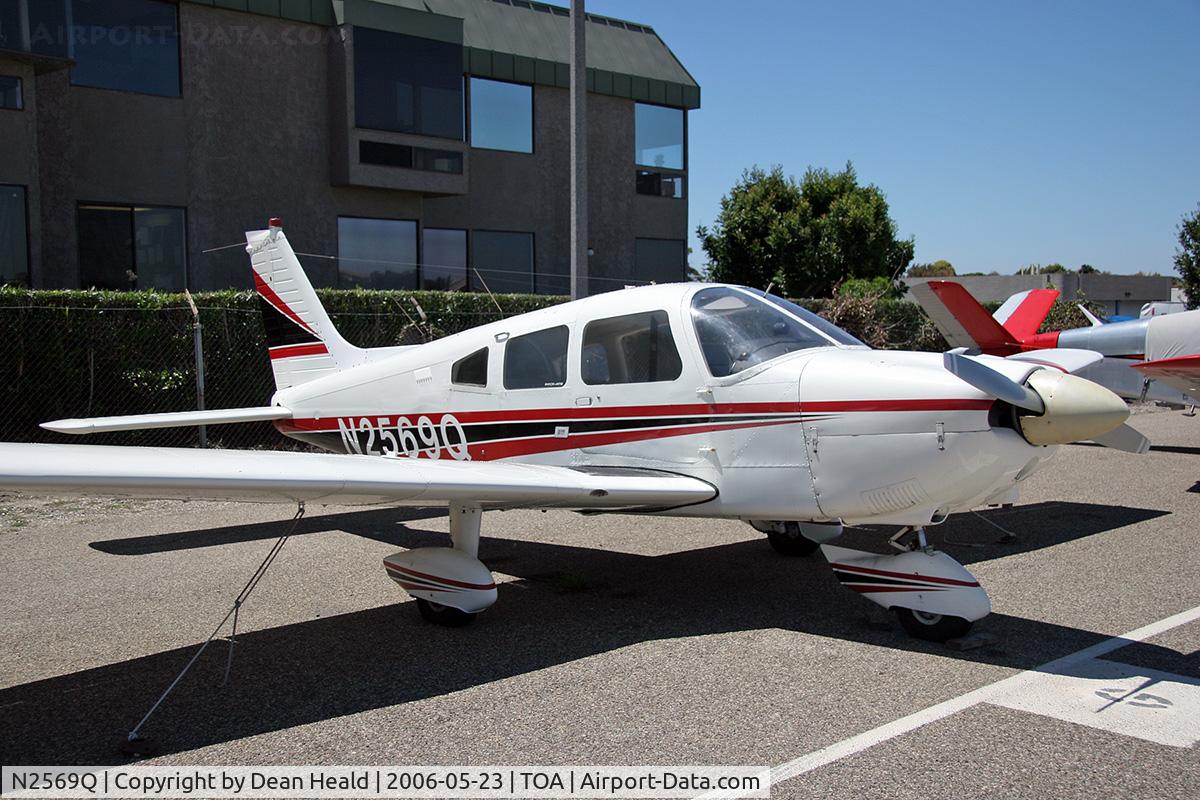 N2569Q, 1977 Piper PA-28-181 C/N 28-7790407, 1977 Piper PA-28-181 N2569Q at Torrance Municipal Airport (KTOA) - Torrance, California.