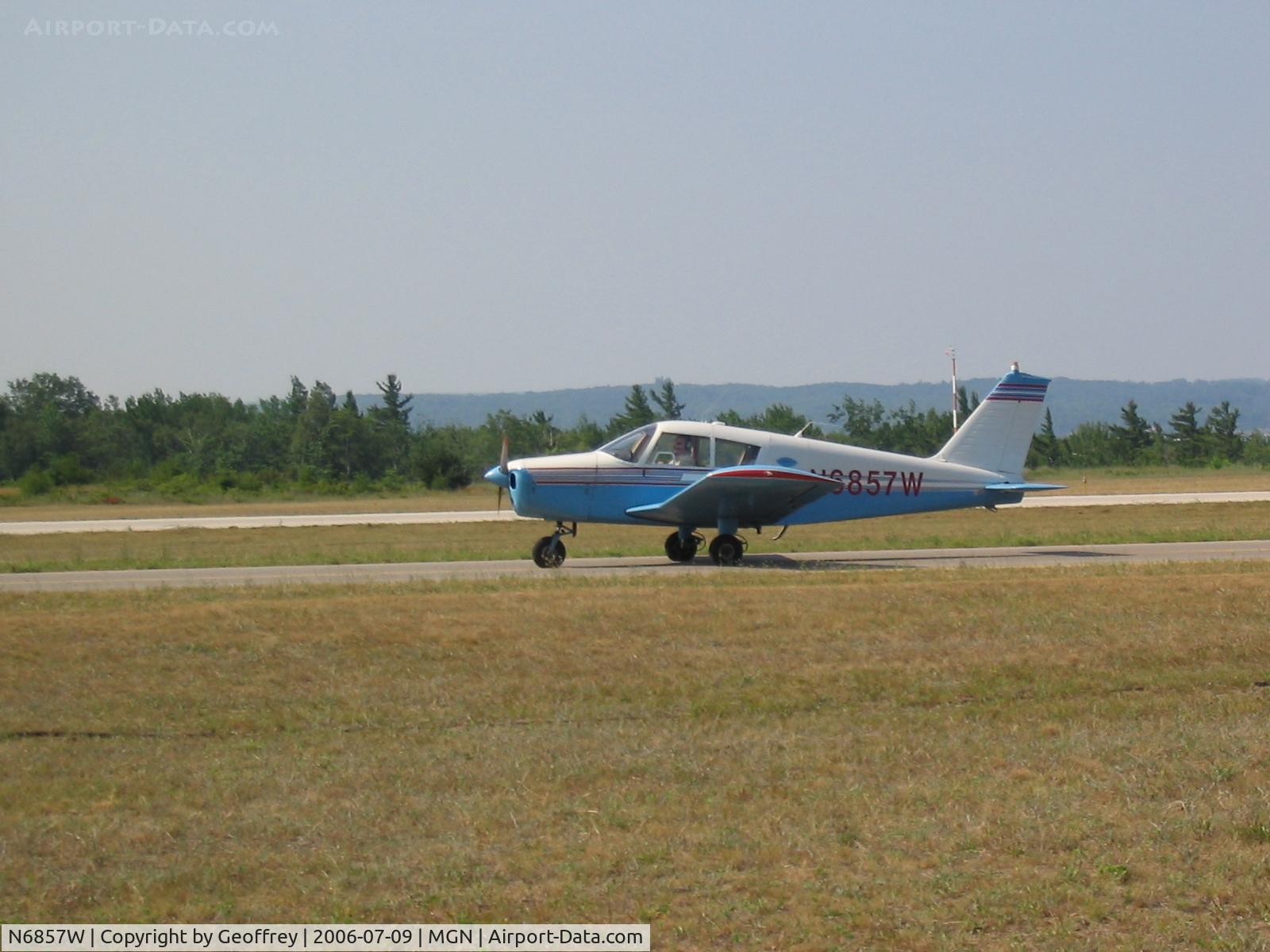 N6857W, 1965 Piper PA-28-140 Cherokee C/N 28-21013, PIPER PA-28-140