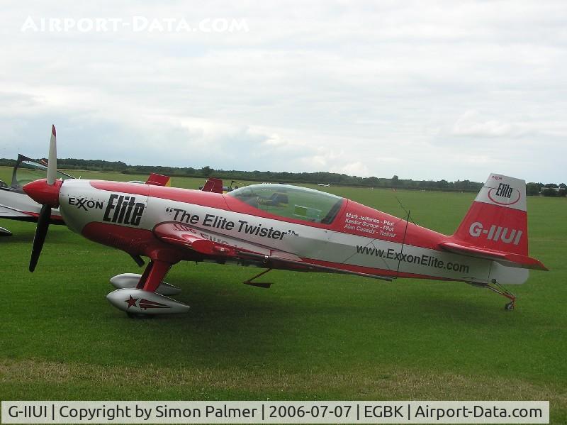 G-IIUI, 1992 Extra EA-300S C/N 004, Extra 300 at Sywell
