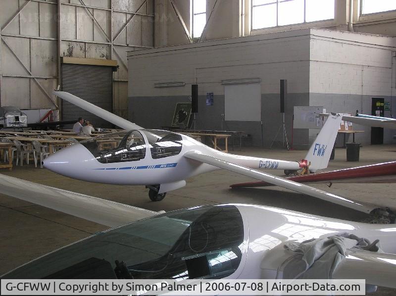 G-CFWW, 1990 Schleicher ASH-25E C/N 25093, Schleicher ASH25 in hangar at Bicester