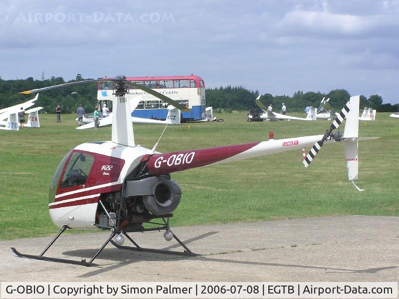 G-OBIO, 1990 Robinson R22 Beta C/N 1402, Robinson R22 at Booker