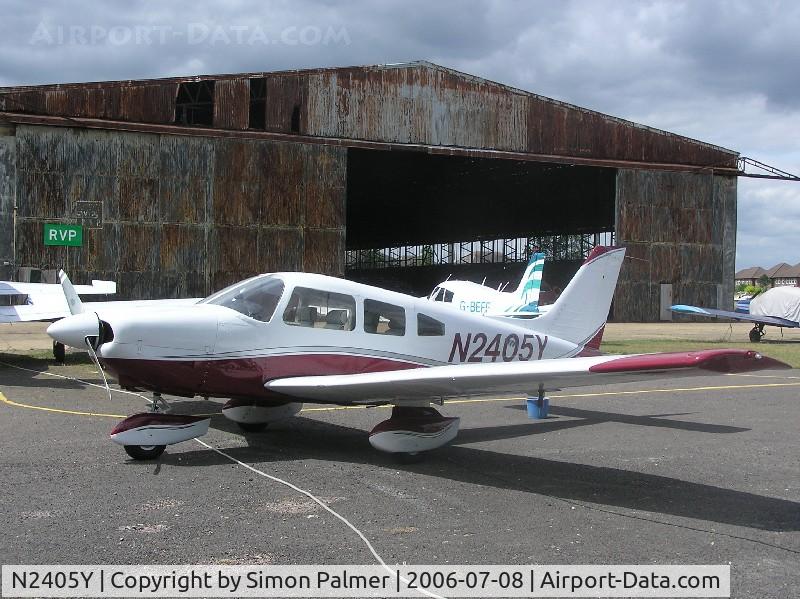 N2405Y, 1985 Piper PA-28-181 C/N 28-8590070, PA28-181 with new coat of paint at Panshanger