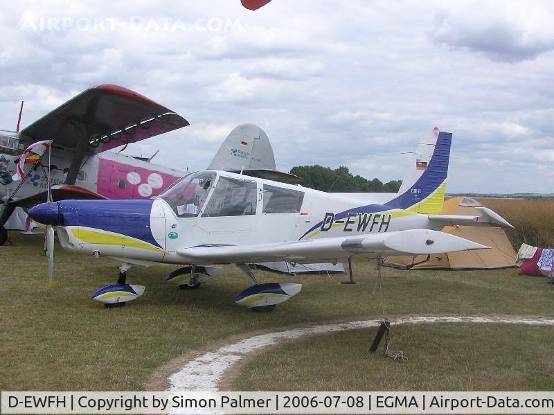 D-EWFH, Zlin Z-43 C/N 0044/02, Zlin Z43 at Fowlmere
