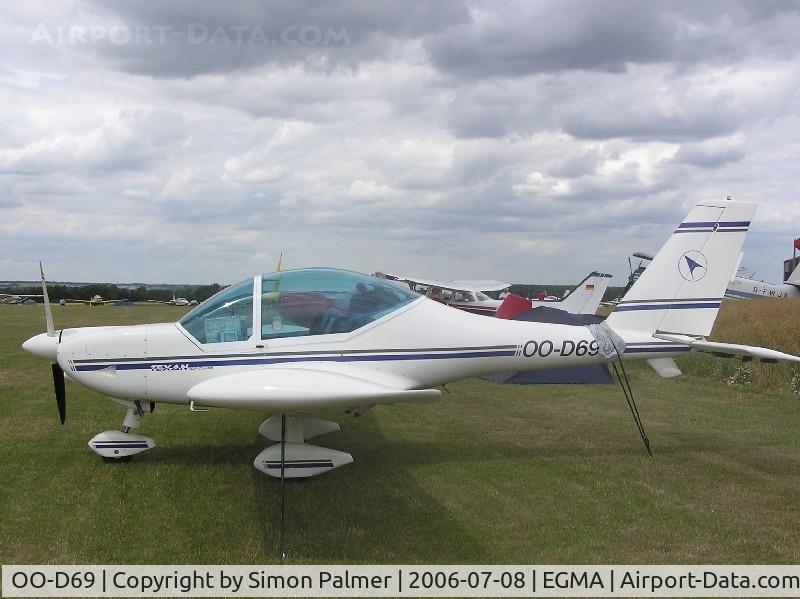 OO-D69, 2002 Fly Synthesis Texan C/N 2002/0015, Fly Synthesis Texan at Fowlmere