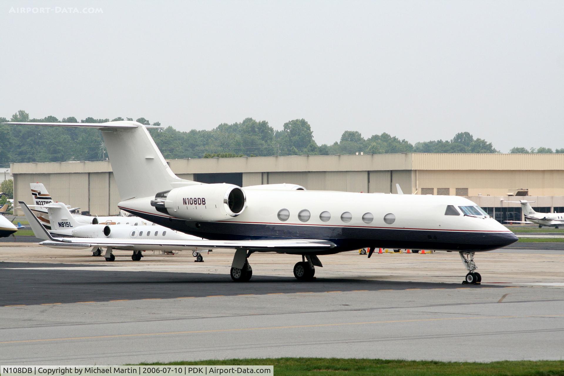 N108DB, 2008 Gulfstream Aerospace GV-SP (G550) C/N 5180, Tied down @ Epps with other aircraft