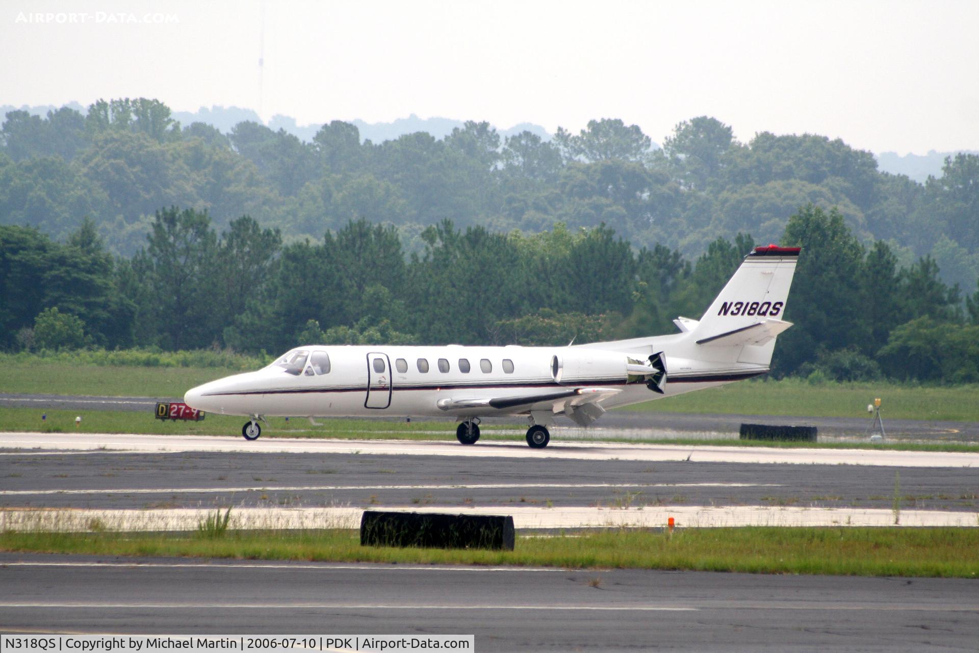 N318QS, 1997 Cessna 560 Citation Ultra C/N 560-0418, Landing 2L With Airbrakes Extended