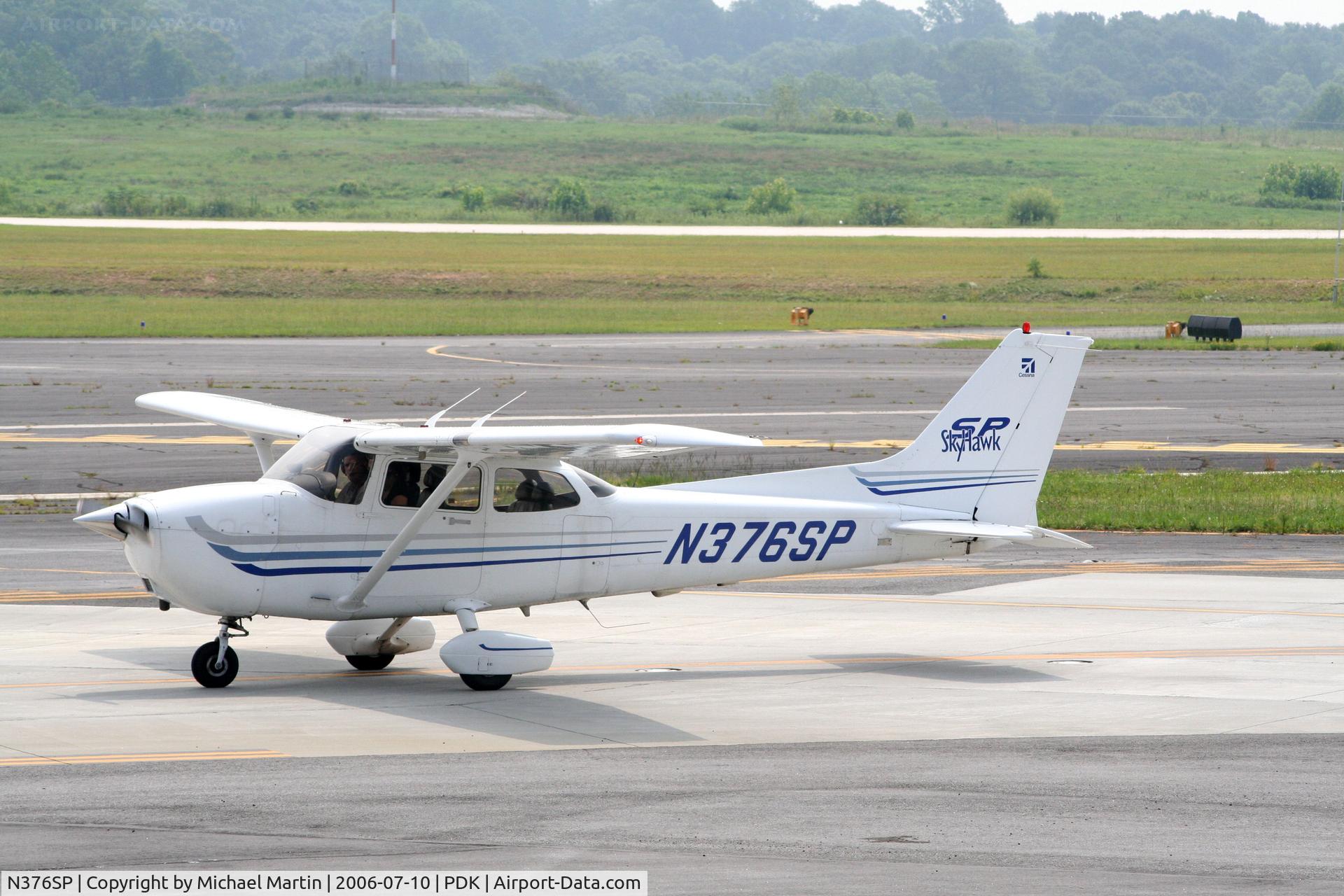N376SP, 2003 Cessna 172S Skyhawk SP C/N 172S9508, Taxing back from flight