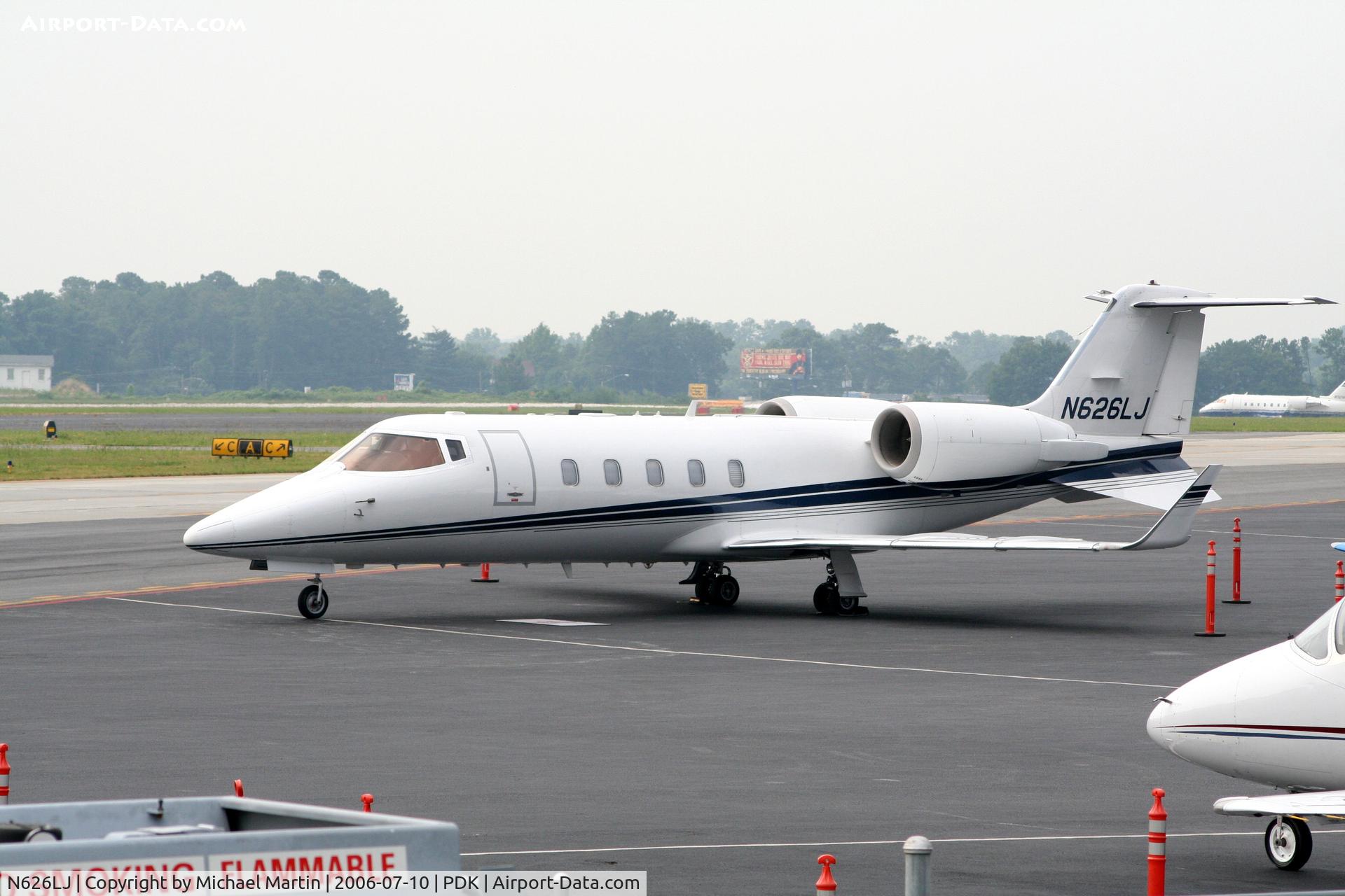 N626LJ, 1998 Gulfstream Aerospace G-IV C/N 1334, Tied down @ Mercury Air Center