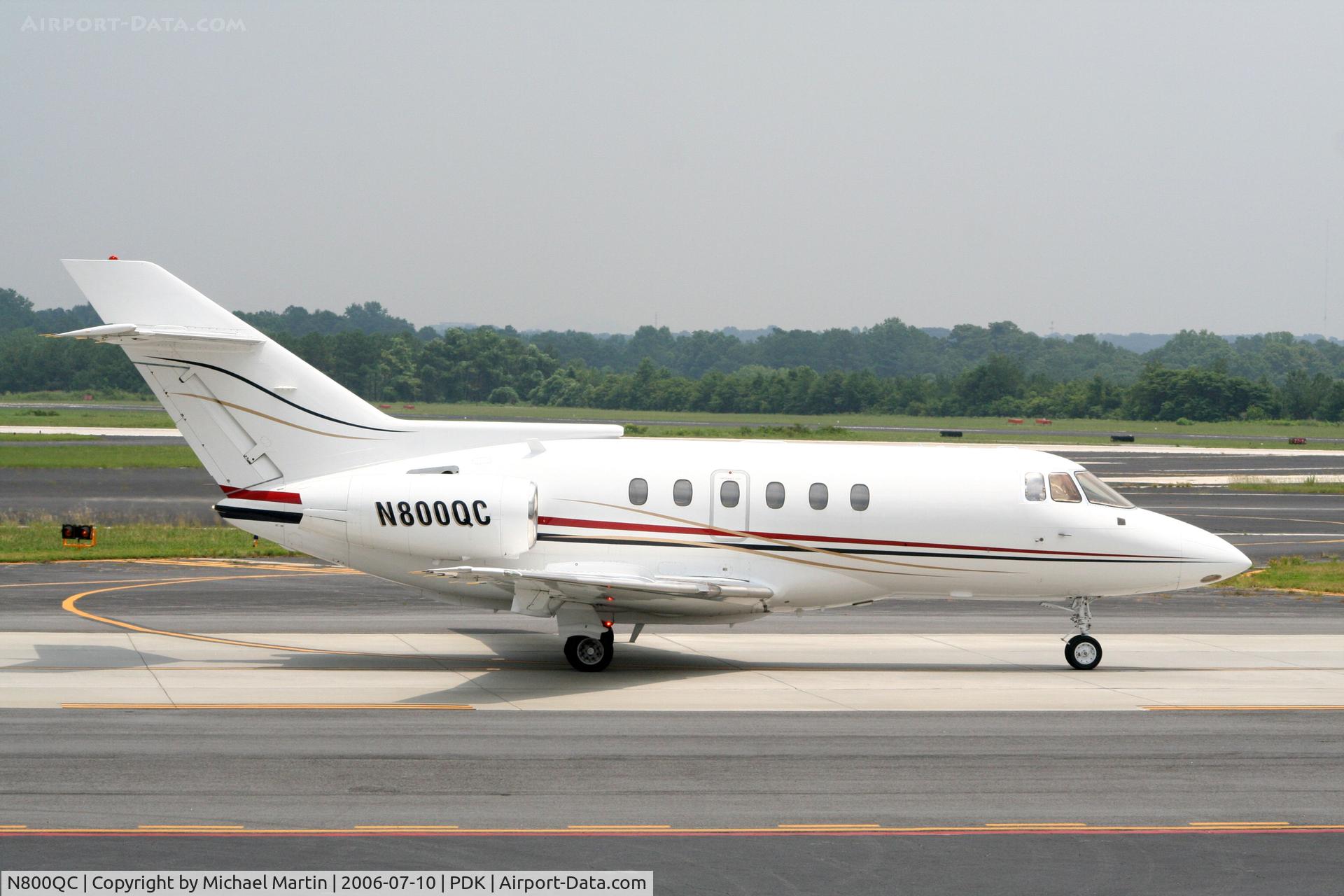 N800QC, British Aerospace BAe.125 Series 800A C/N 258174, Taxing to Mercury Air Center