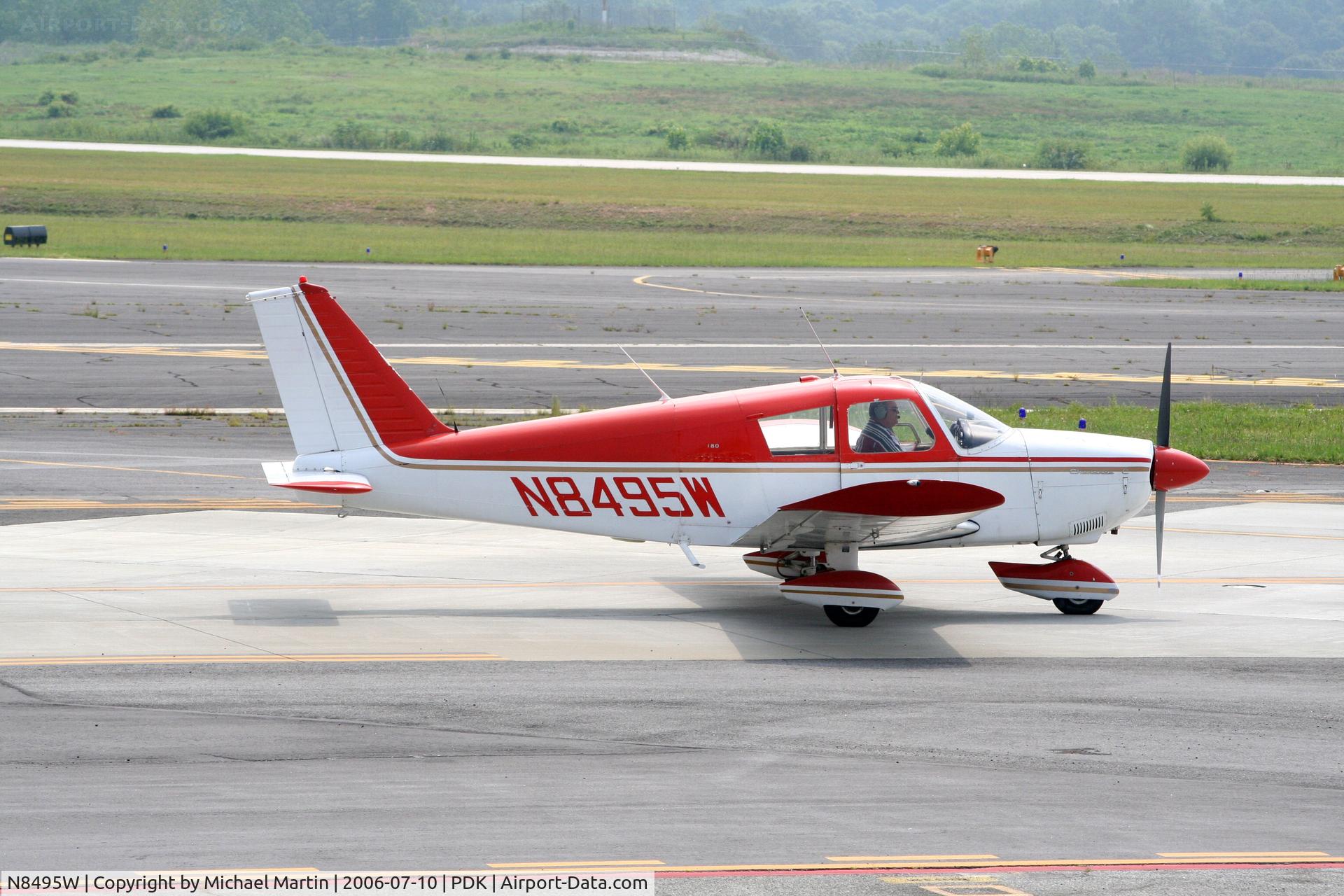 N8495W, 1965 Piper PA-28-180 C/N 28-2741, Taxing to Runway 2L