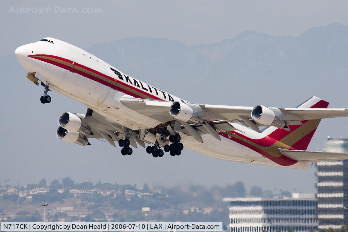 N717CK, 1971 Boeing 747-123 C/N 20325, Kalitta Air N717CK (FLT CKS9717) climbing out from RWY 25R for a short flight to Ontario Int'l (KONT).