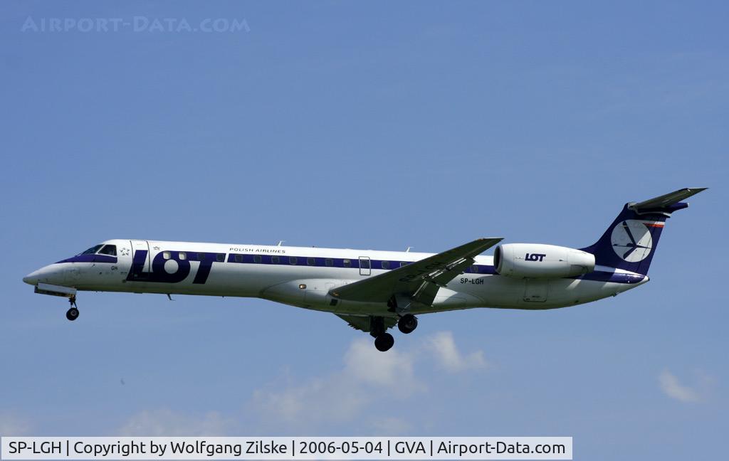 SP-LGH, 2000 Embraer ERJ-145MP (EMB-145MP) C/N 145329, visitor
