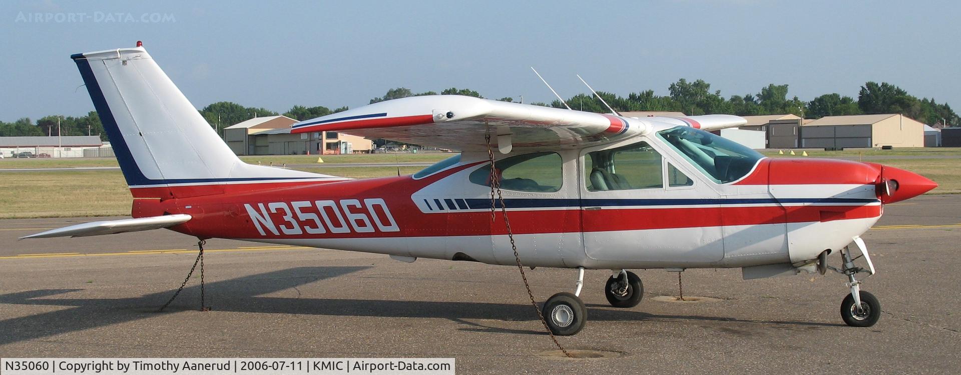 N35060, 1976 Cessna 177RG Cardinal C/N 177RG1039, Parked in the Crystal Shamrock ramp area