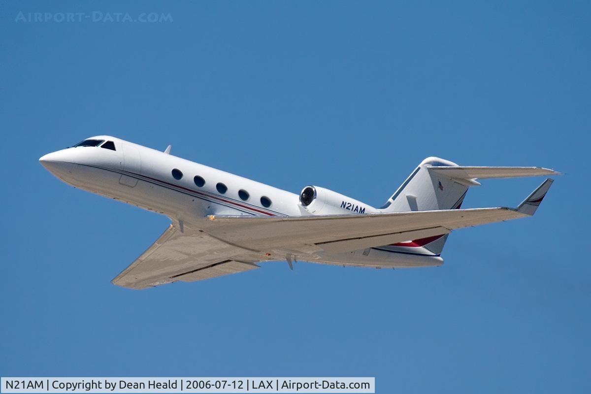 N21AM, 1984 Gulfstream Aerospace G-1159A Gulfstream III Gulfstream III C/N 443, DirecTV 1984 Gulfstream Aerospace G-1159A N21AM climbing out from RWY 25L.