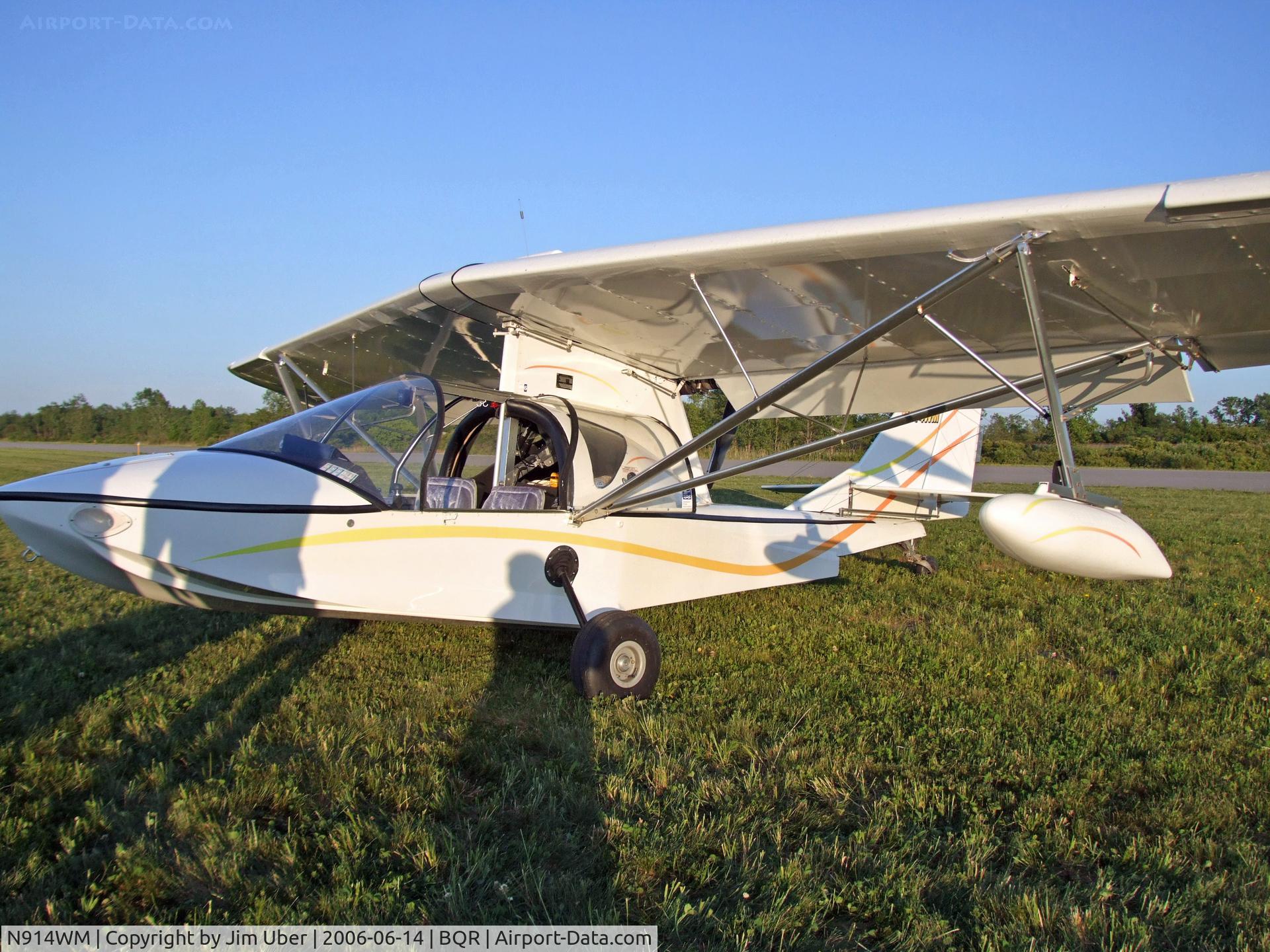 N914WM, 2004 Progressive Aerodyne Searey C/N 1DK290C, At the EAA fly-in