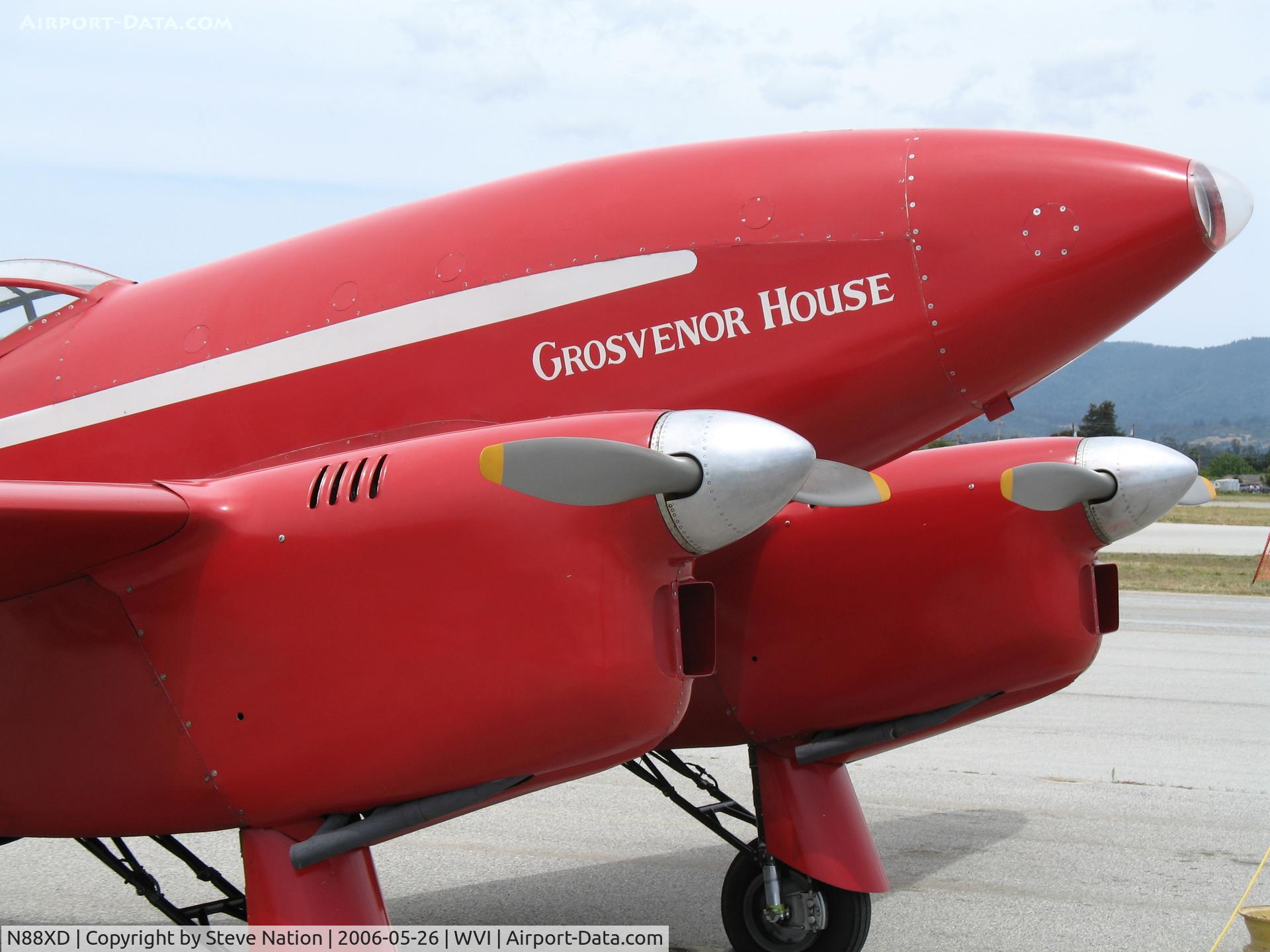 N88XD, 1993 De Havilland DH-88 Comet Replica C/N T-7, close-up on 