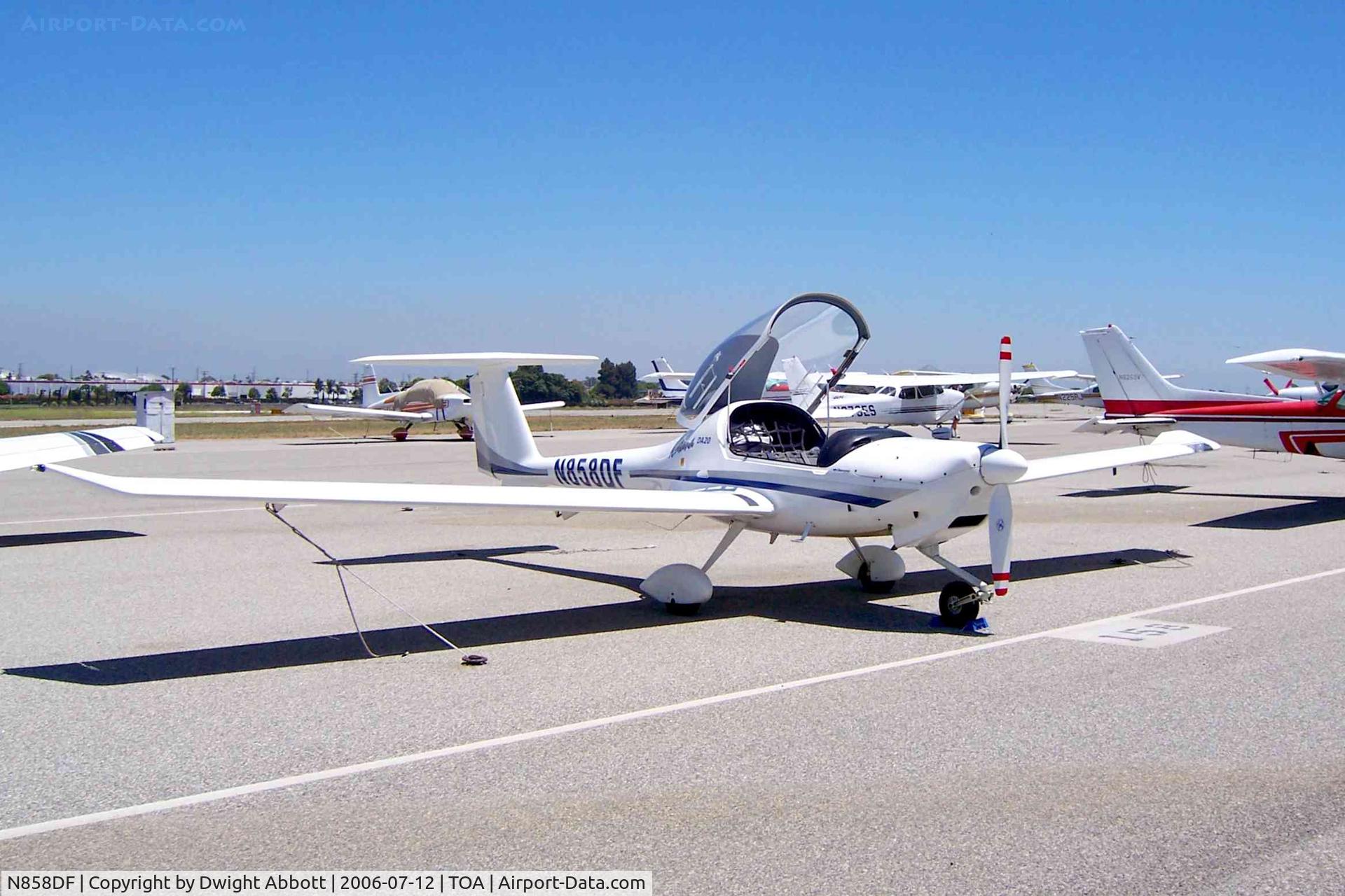 N858DF, 1996 Diamond DA-20A-1 Katana C/N 10147, 1996 Diamond Katana DA 20-A1