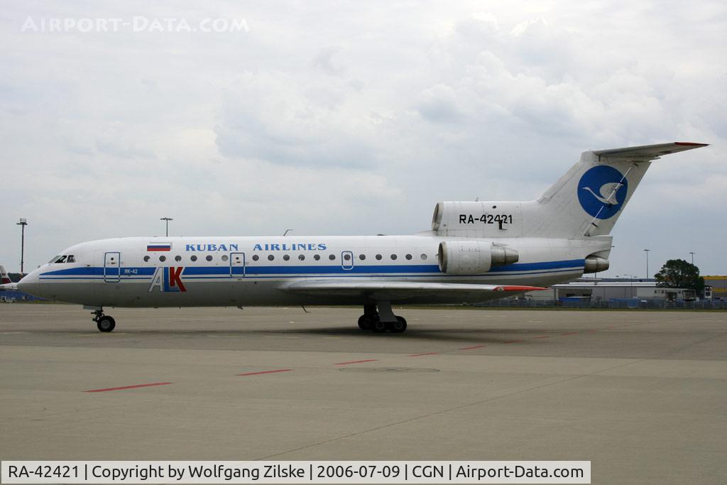 RA-42421, Yakovlev Yak-42D C/N 4520422303017, visitor