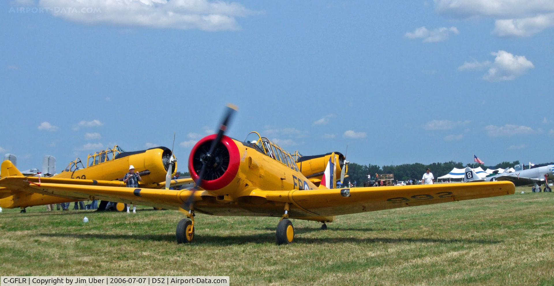 C-GFLR, 1943 Noorduyn AT-16 Harvard IIB C/N 14-726, at the Geneseo show