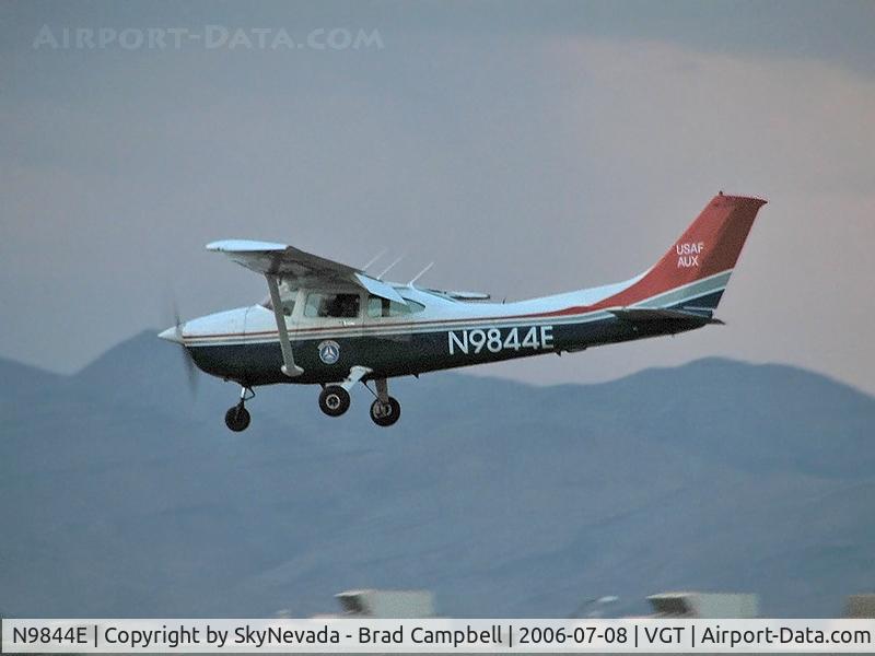 N9844E, 1985 Cessna 182R Skylane C/N 18268453, Civil Air Patrol - USAF Aux / 1985 Cessna 182R / It's good to come home after a long day of patrolin'.