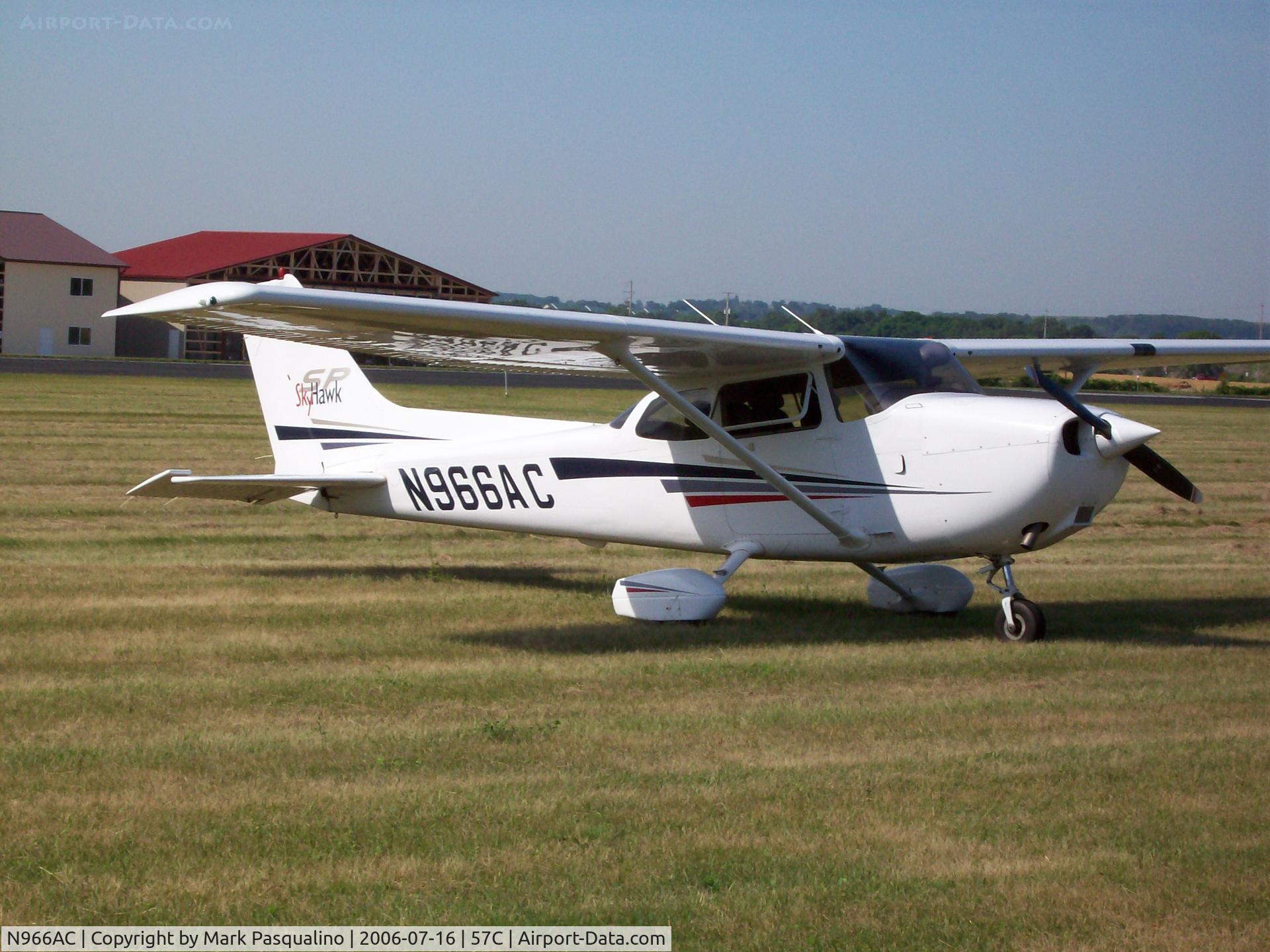 N966AC, 2001 Cessna 172S C/N 172S8845, Cessna 172S