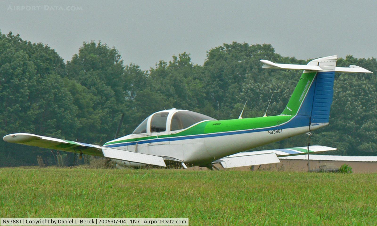 N9388T, 1978 Piper PA-38-112 Tomahawk C/N 38-78A0087, Middle-aged 1978 Tomahawk doesn't appear to have flown recently.