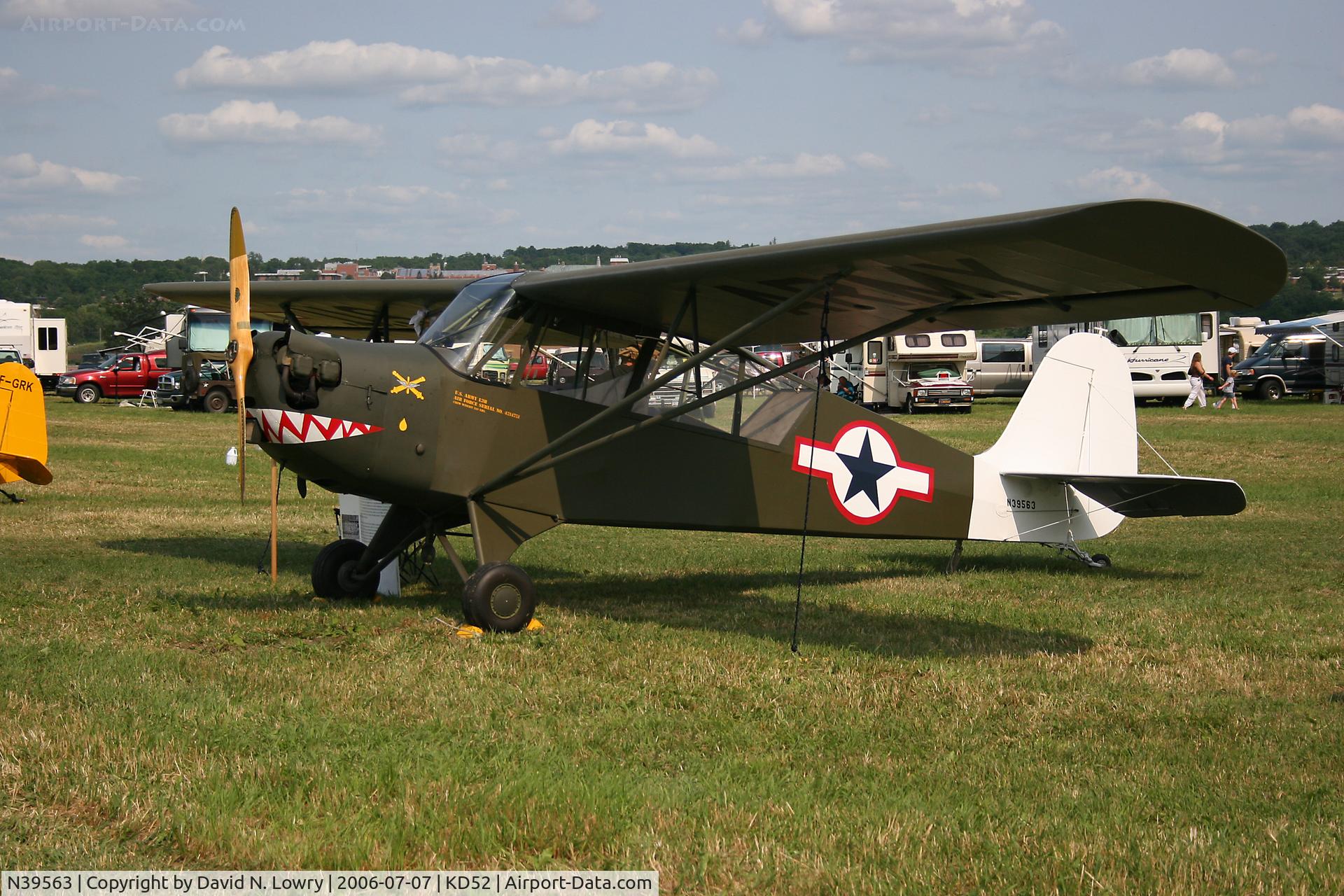N39563, 1944 Aeronca 65-TAC C/N F5664TA, N39563 at KD52.
