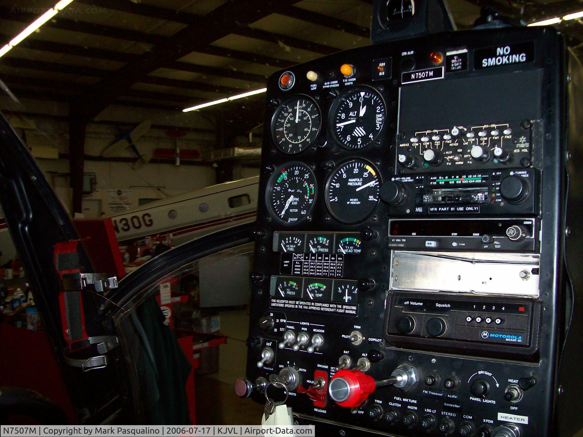 N7507M, 1989 Schweizer 269C C/N S1365, 269C