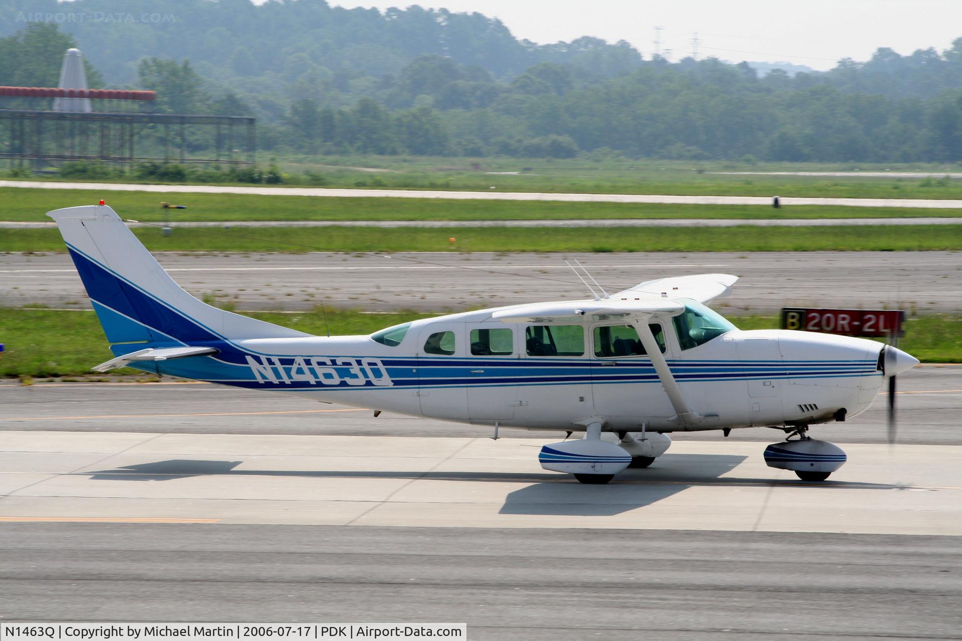 N1463Q, 1984 Cessna T207A C/N 20700783, Taxing to Mercury Air Center