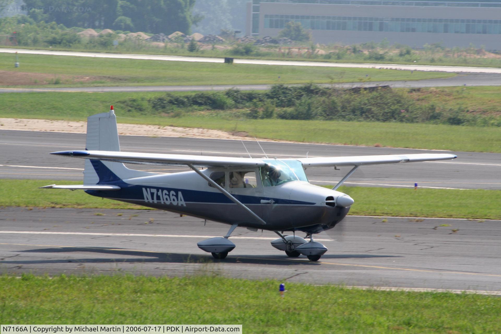 N7166A, 1956 Cessna 172 C/N 29266, Taxing to Runway 2L