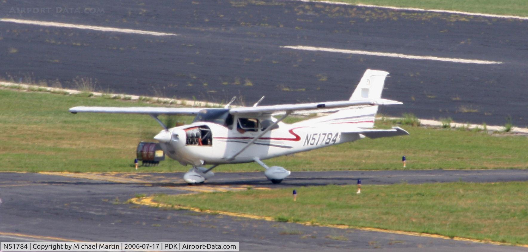 N51784, 2002 Cessna 182T Skylane C/N 18281097, Taxing back from run ups.