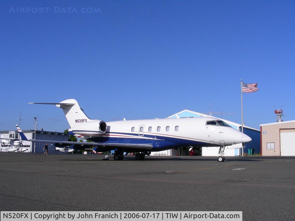 N520FX, 2005 Bombardier Challenger 300 (BD-100-1A10) C/N 20056, jake