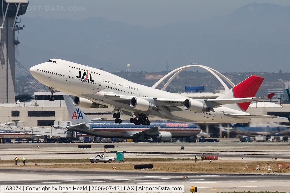 JA8074, 1990 Boeing 747-446 C/N 24426, Japan Airlines JA8074 departing RWY 25R.