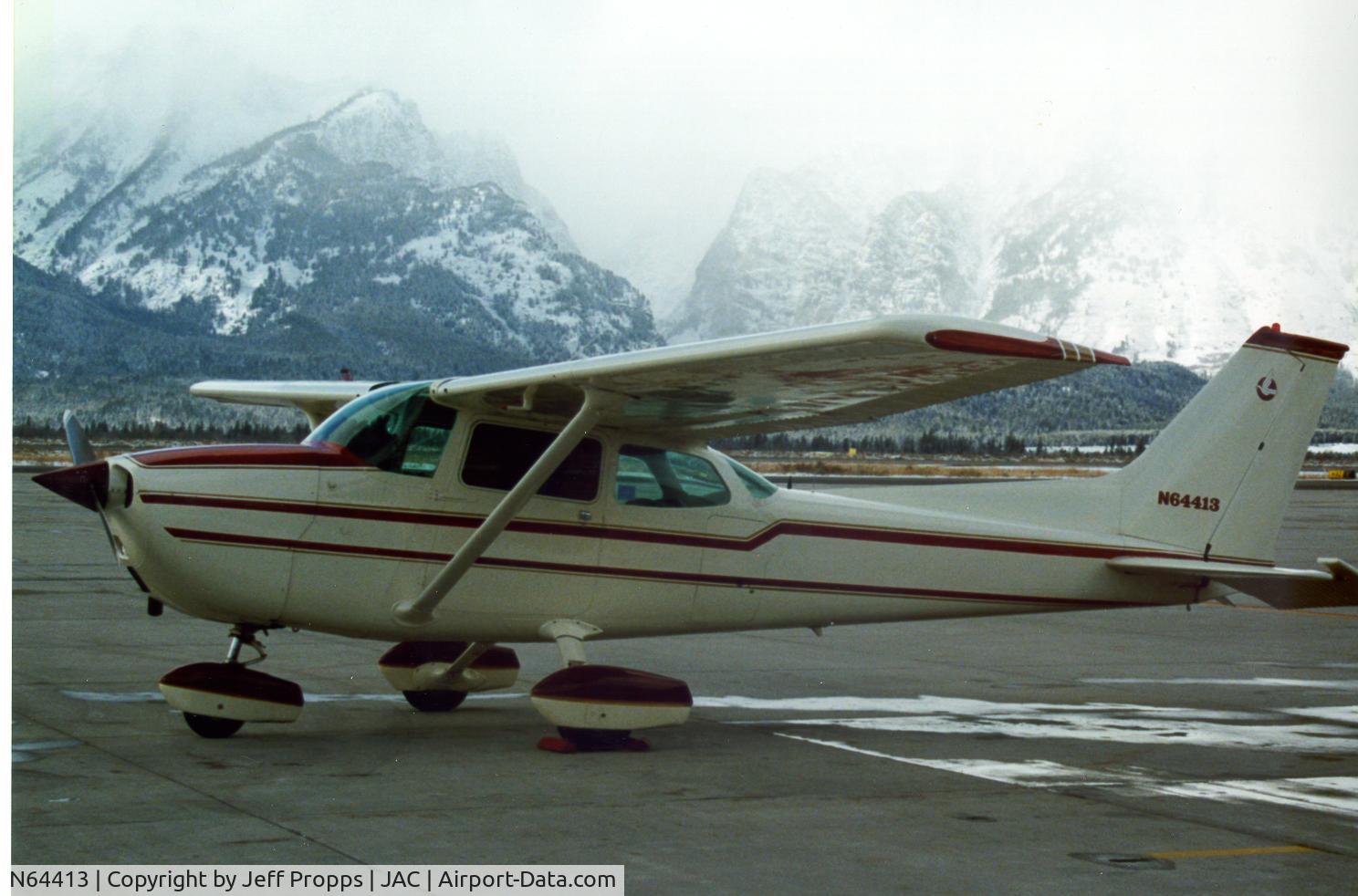 N64413, 1975 Cessna 172M C/N 17265210, Dual Cross Country - Snowed in at Jackson Hole
