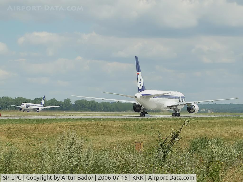 SP-LPC, 1997 Boeing 767-35D/ER C/N 28656, Lot