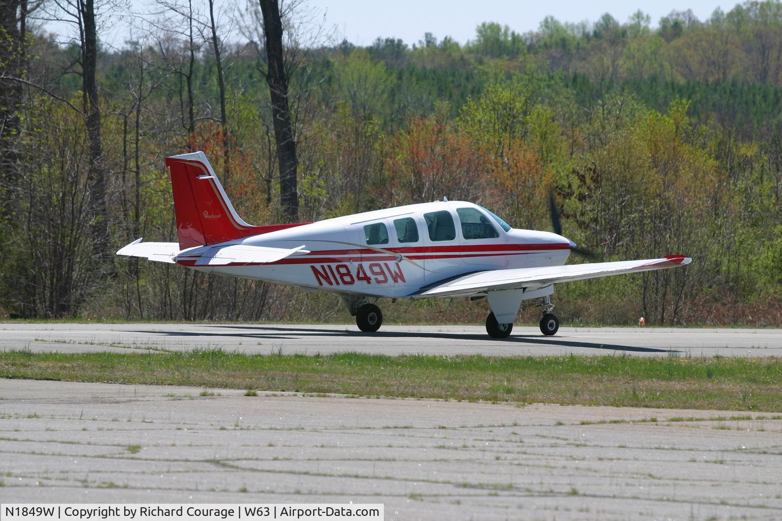 N1849W, 1973 Beech A36 Bonanza 36 C/N E-428, N1849W at W63