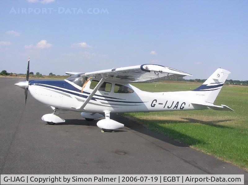 G-IJAG, 2005 Cessna 182T Skylane C/N 18281683, Cessna 182 Skylane visiting Turweston