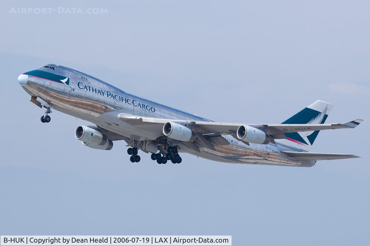 B-HUK, 1995 Boeing 747-467F/SCD C/N 27503, Cathay Pacific Cargo B-HUK (FLT CPA97) climbing out from RWY 25R enroute to San Francisco Int'l (KSFO).